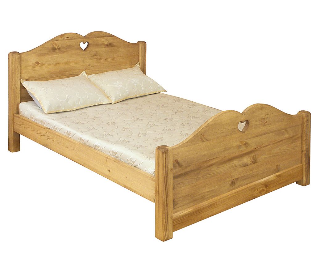 Кровать из сосны с матрасом для дачи